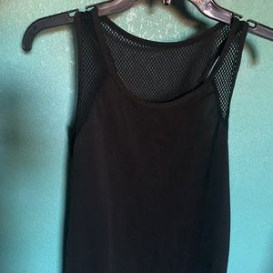 🔴🔵Black Workout Tank Top w/ Mesh Design